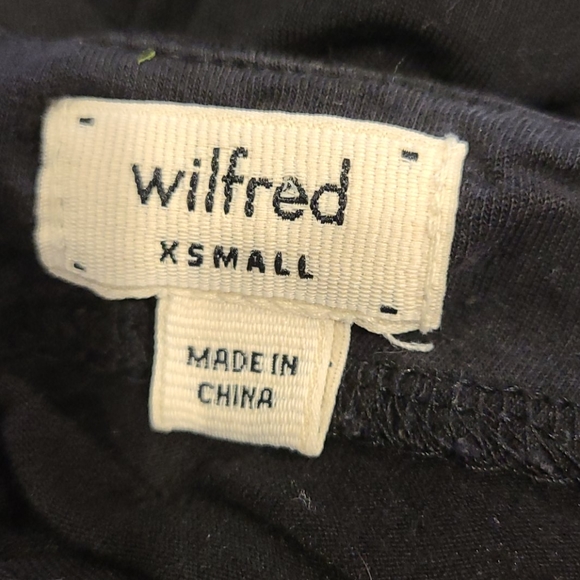 Aritzia Wilfred blk plunge neck dress - Picture 6 of 8